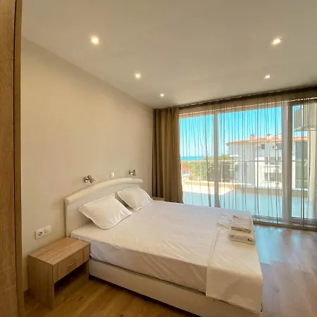 ホテル семеен сирена *