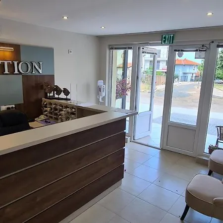 семеен сирена ホテル