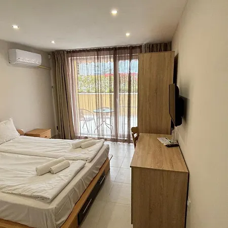 семеен сирена 호텔 *