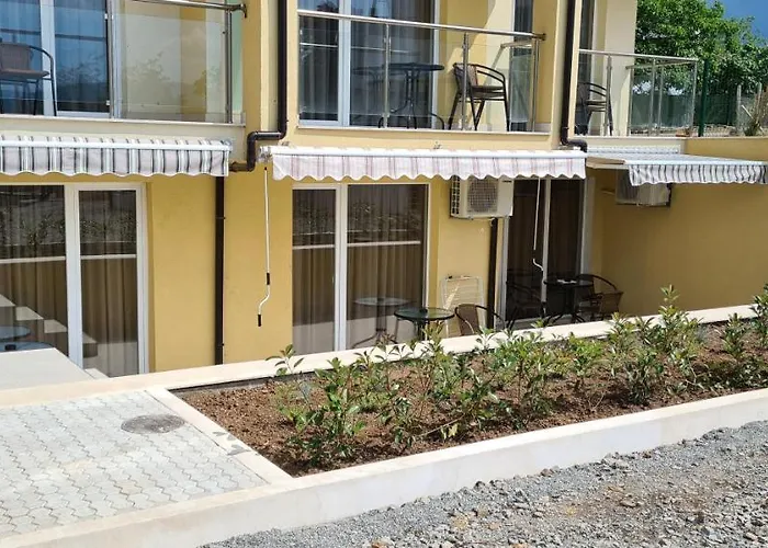 семеен сирена * Ahtopol