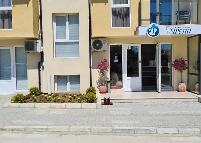 Hotel семеен сирена