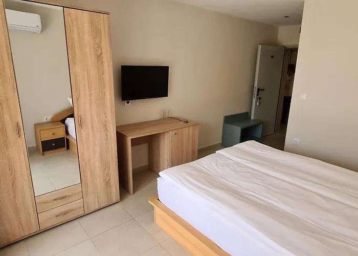 семеен сирена Hotel Ahtopol