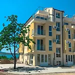 Hotell семеен сирена *