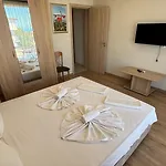 семеен сирена