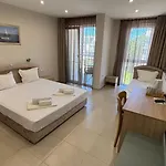 семеен сирена Hotel Achtopol