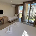 семеен сирена Hotel