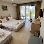 Hotel семеен сирена *