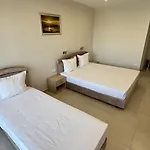 семеен сирена Hotel Achtopol