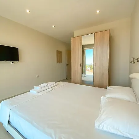 Szálloda семеен сирена *