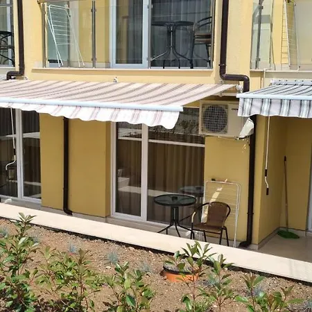 семеен сирена Szálloda