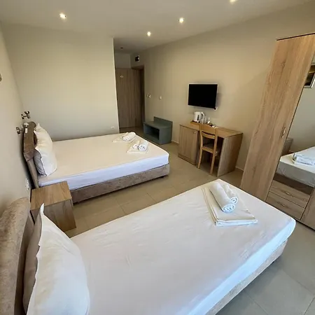 Hotel семеен сирена Achtopol