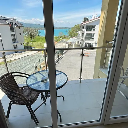 Hotel семеен сирена Achtopol