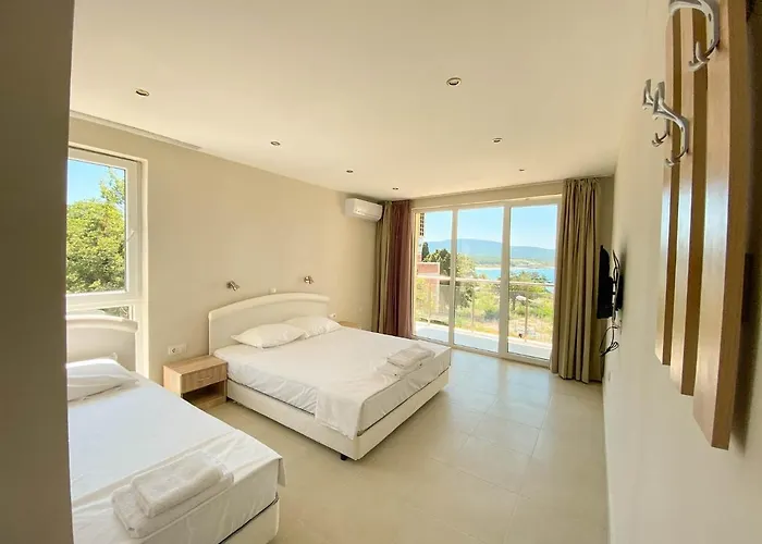 семеен сирена Hotel