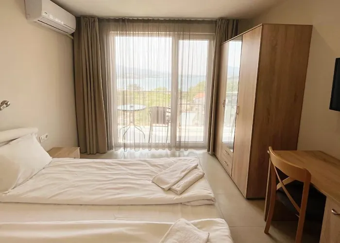 семеен сирена Hotel Ahtopol