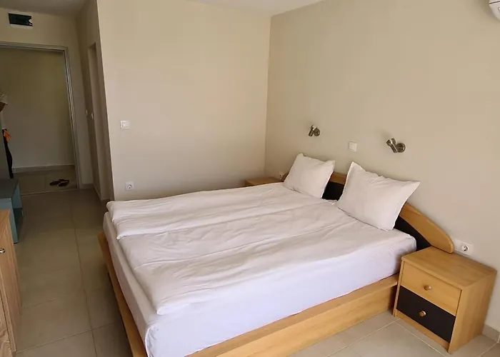 Hotel семеен сирена